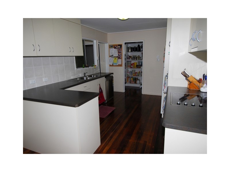 Pimlico QLD 4812