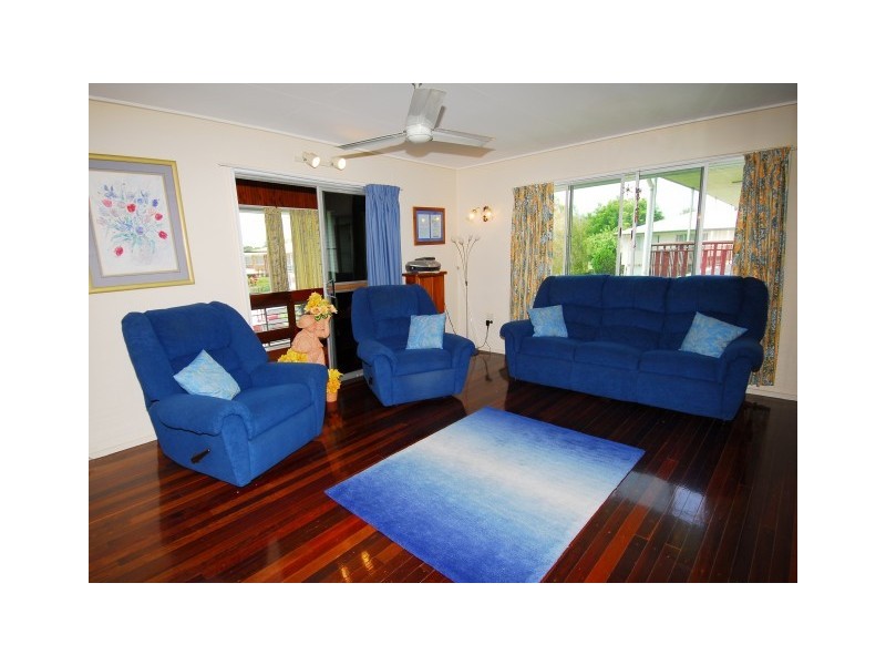 Pimlico QLD 4812