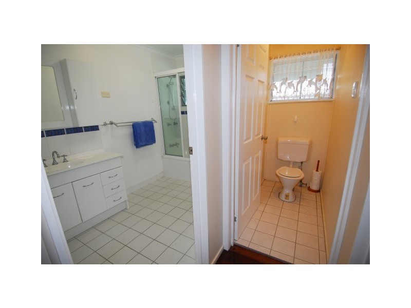 Pimlico QLD 4812