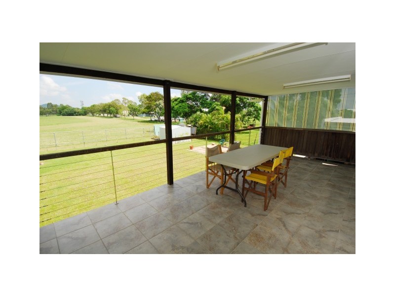 Pimlico QLD 4812