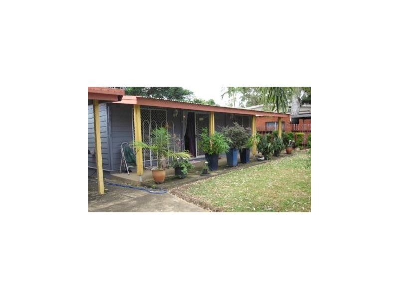 28 Coral Street, Saunders Beach QLD 4818