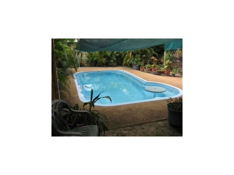 28 Coral Street, Saunders Beach QLD 4818