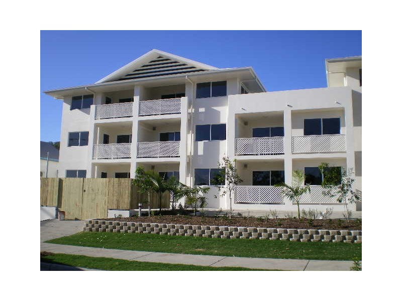 West End QLD 4810