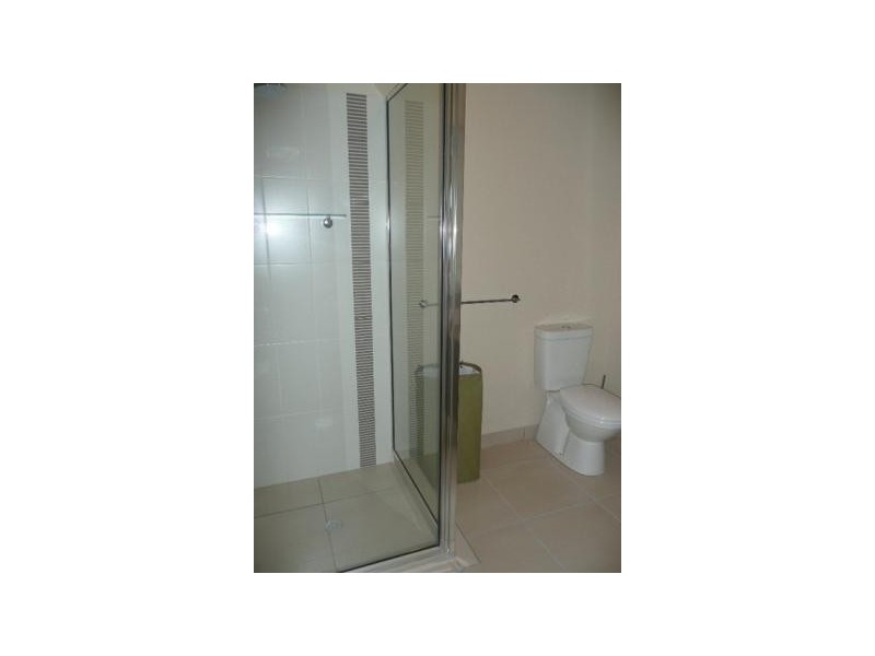 Bushland Beach QLD 4818