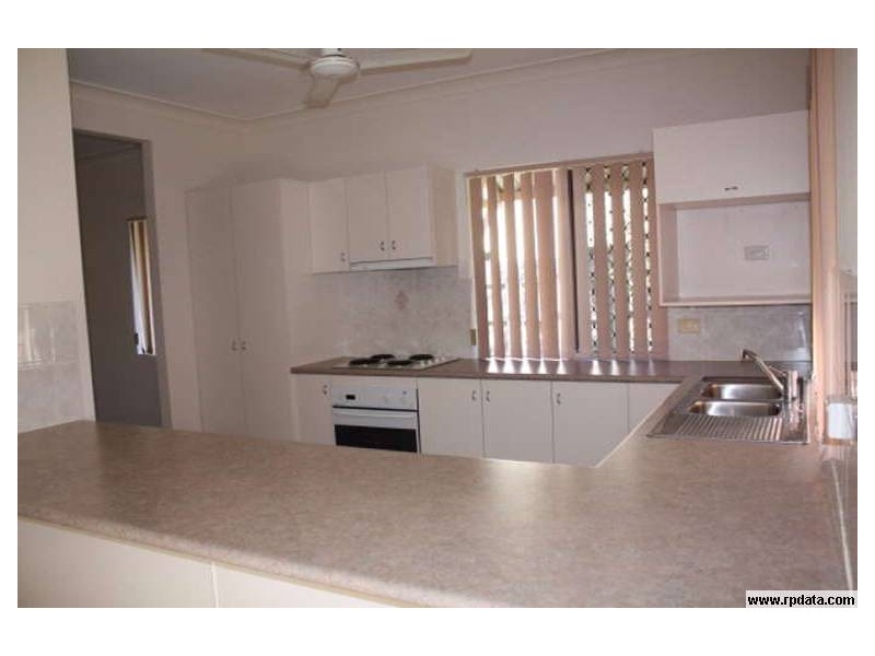 1/5 Xavier Ct, Railway Estate QLD 4810