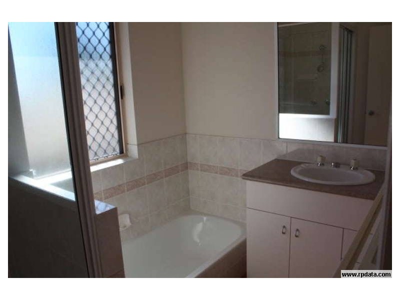1/5 Xavier Ct, Railway Estate QLD 4810