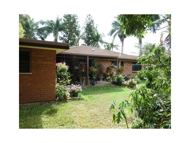 21 Alligator Creek Road, Alligator Creek QLD 4816