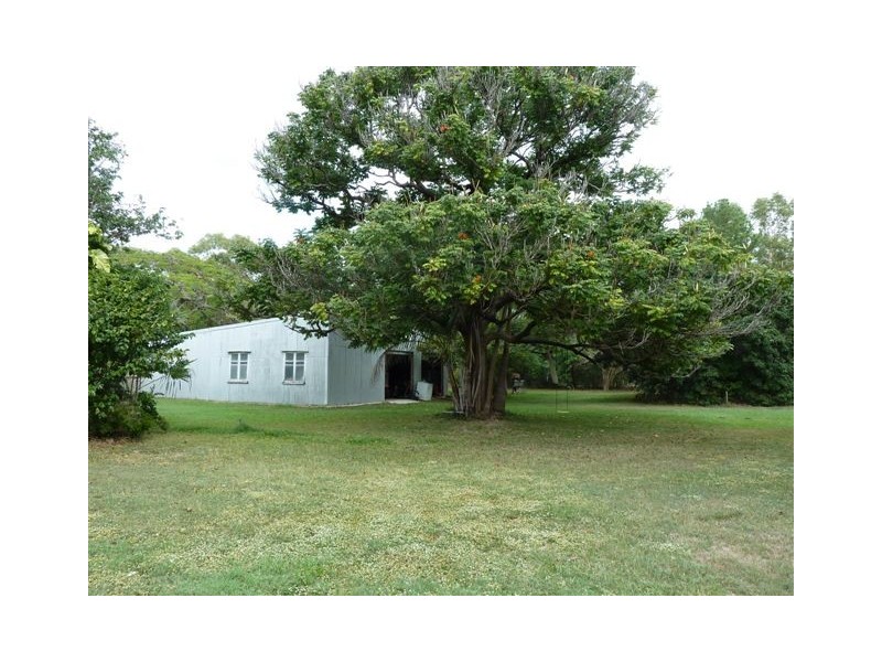 21 Alligator Creek Road, Alligator Creek QLD 4816