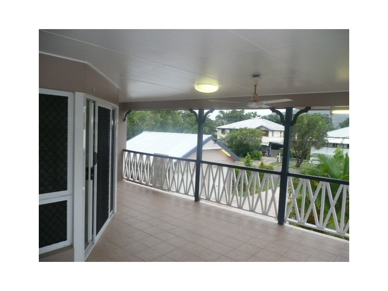 Hermit Park QLD 4812