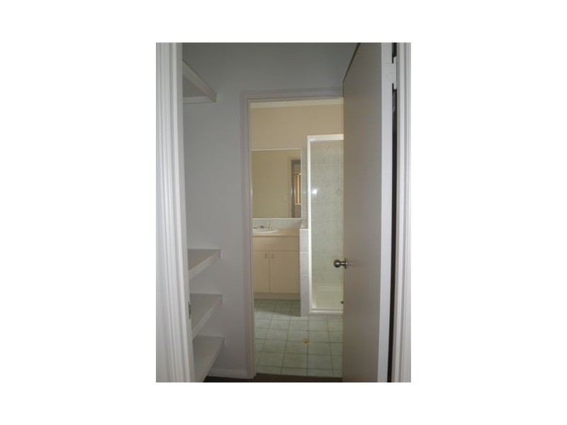 Railway Estate QLD 4810