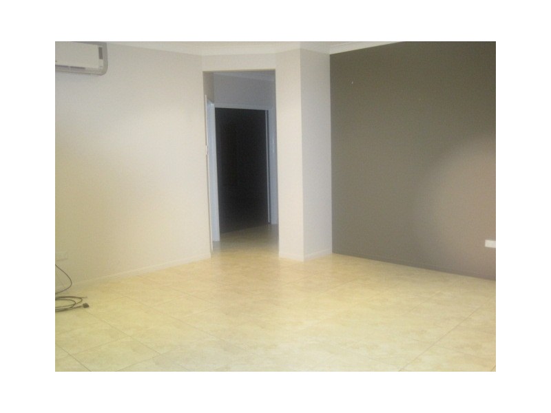 16 ROMBOLI COURT, Burdell QLD 4818