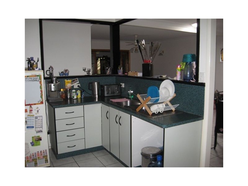 254 Charles Street, Cranbrook QLD 4814