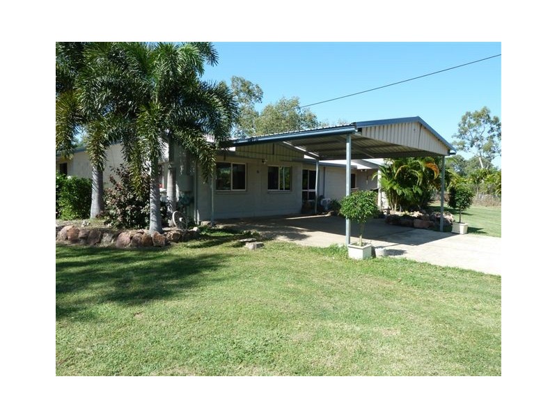 8 Baystone Court, Kelso QLD 4815