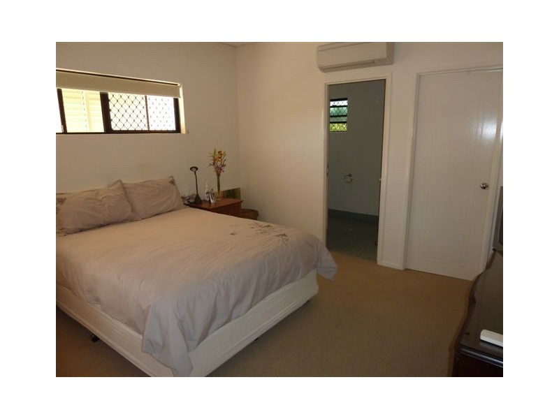 Hermit Park QLD 4812