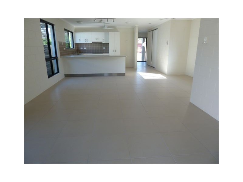 Mount Louisa QLD 4814