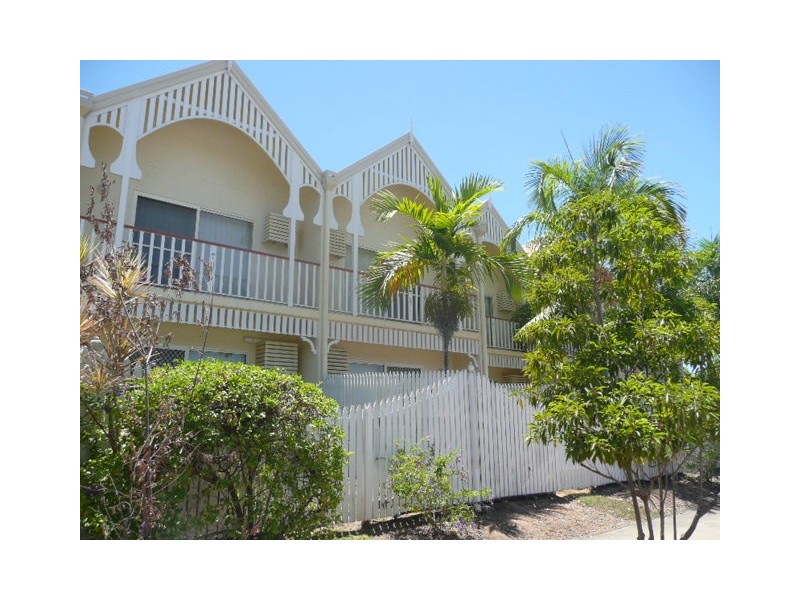 6/103 Harold Street, West End QLD 4810