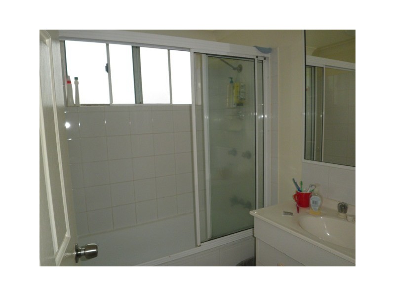 Railway Estate QLD 4810