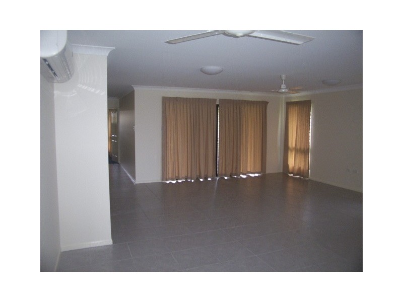 Bohle Plains QLD 4817