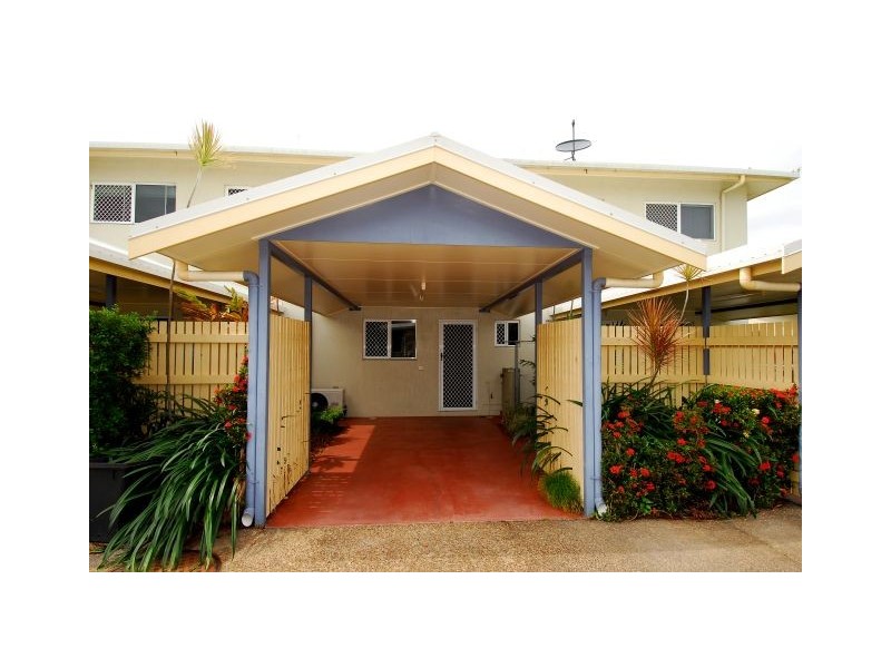West End QLD 4810