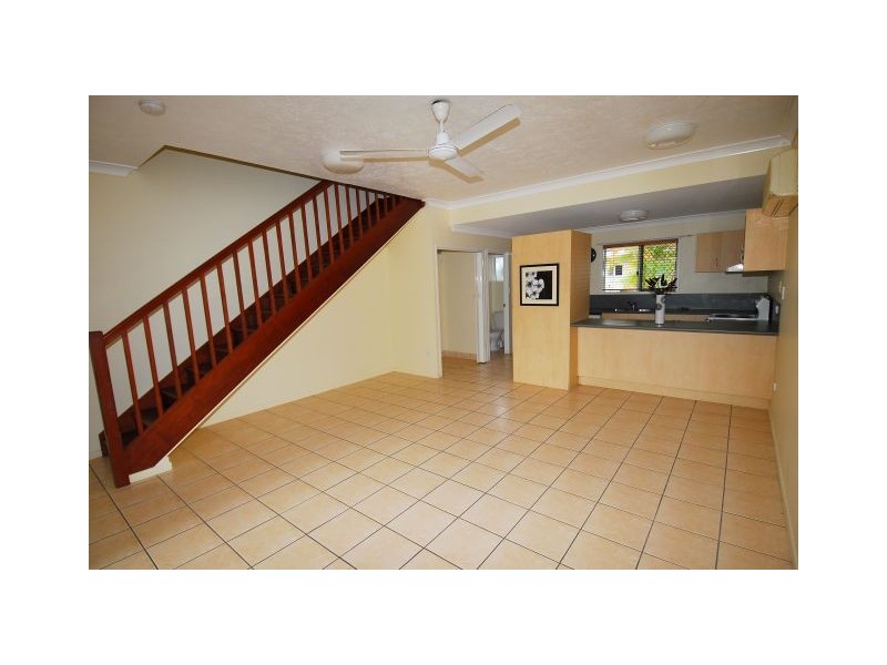 West End QLD 4810