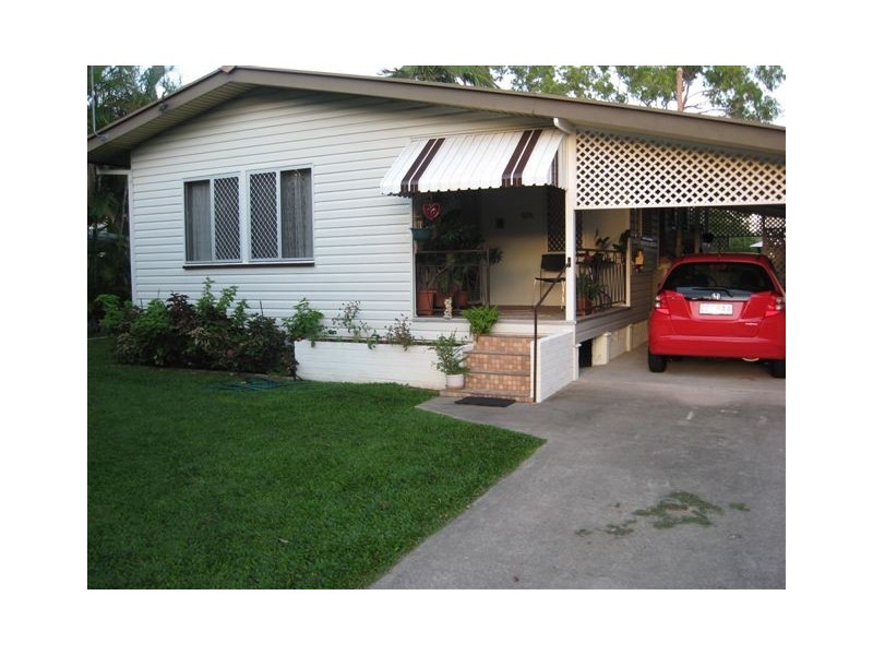 17 Illoura St, Cranbrook QLD 4814