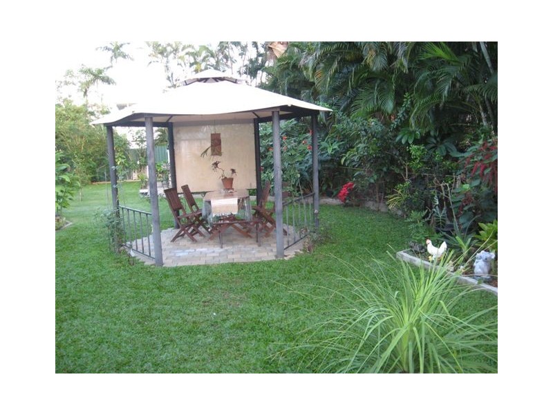 17 Illoura St, Cranbrook QLD 4814