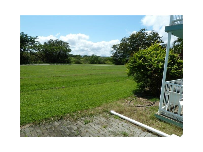 2/1 Hodel Street, Rosslea QLD 4812