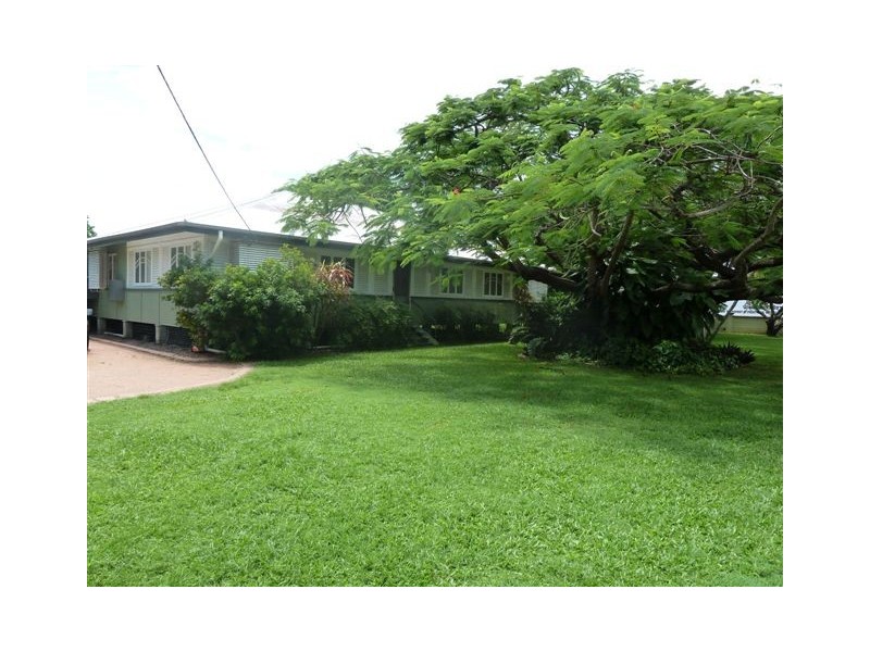 86 Kings Road, Hyde Park QLD 4812