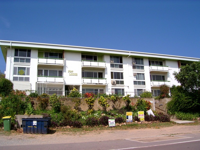 West End QLD 4810