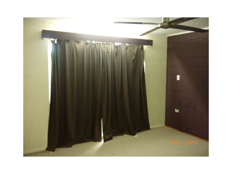 West End QLD 4810