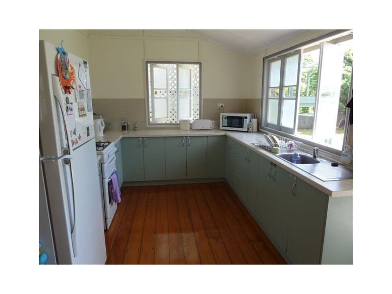 Railway Estate QLD 4810