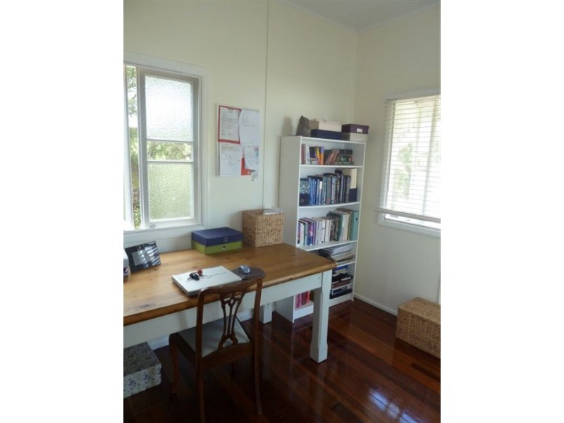 Railway Estate QLD 4810