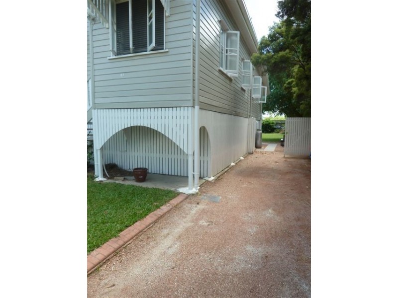 Railway Estate QLD 4810