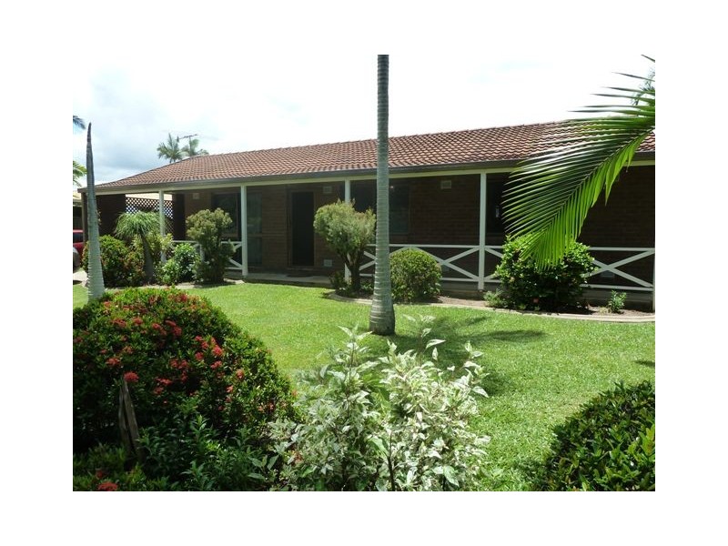 30 CANTERBURY ROAD, Kirwan QLD 4817