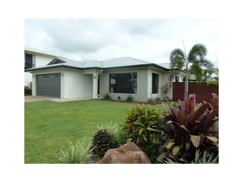 39 Sheerwater Pde, Douglas QLD 4814