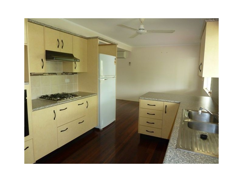 13 Faraday Street, Wulguru QLD 4811