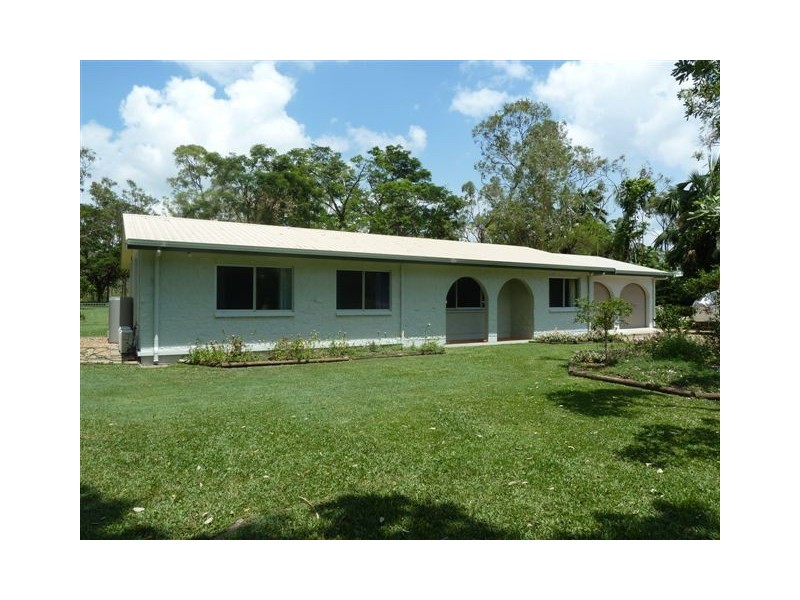 19 Bernborough Crt, Kelso QLD 4815