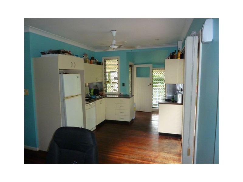 1 FARRAR STREET, Mundingburra QLD 4812