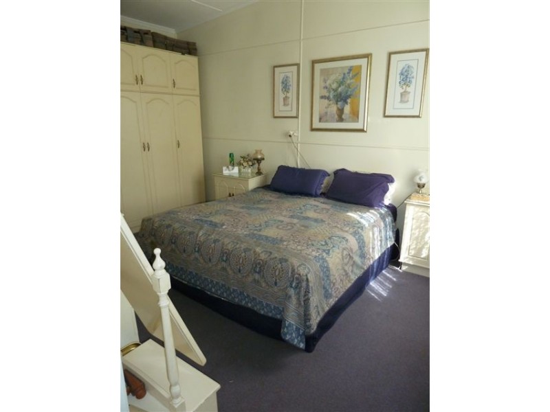 27 Kelso Street, Aitkenvale QLD 4814