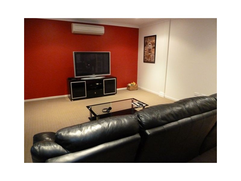 26 Somerville Place, Idalia QLD 4811