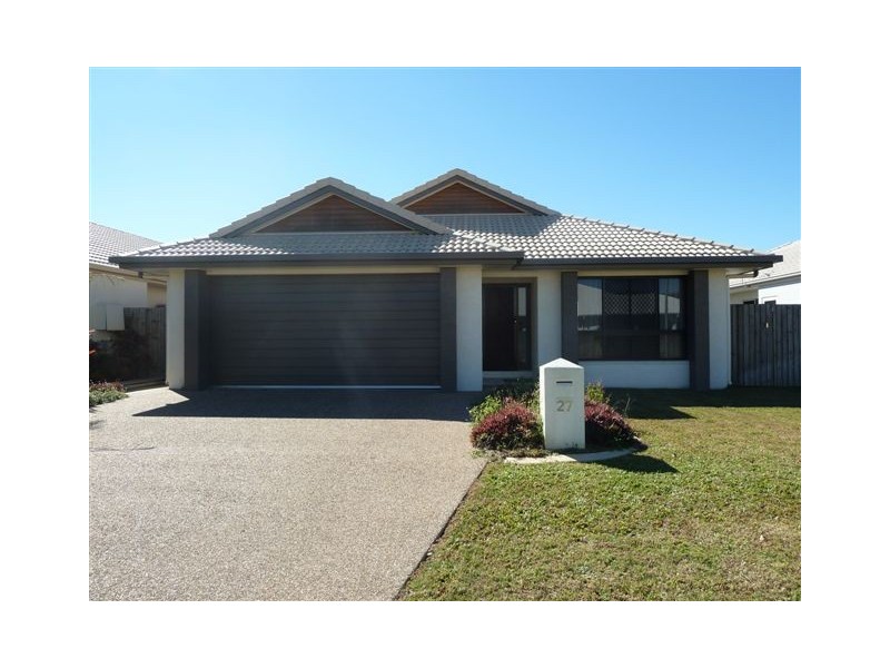 27 Waterfront Pde, Idalia QLD 4811