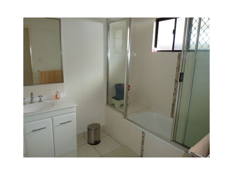 27 Waterfront Pde, Idalia QLD 4811