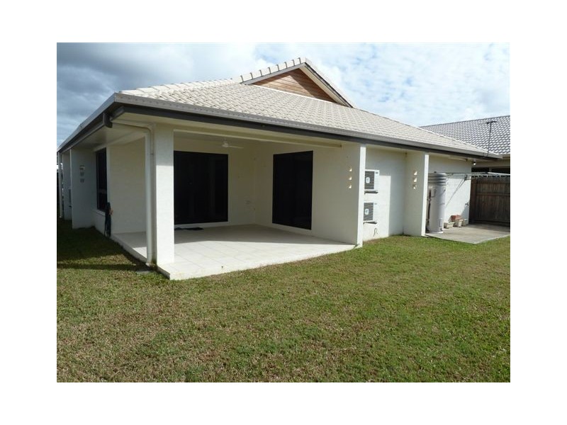 27 Waterfront Pde, Idalia QLD 4811