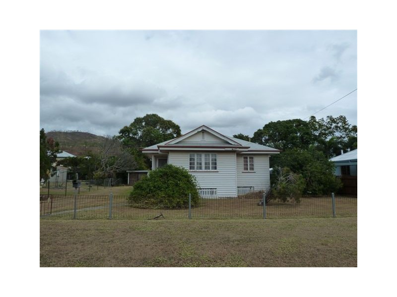 17 Munroe Street, Wulguru QLD 4811