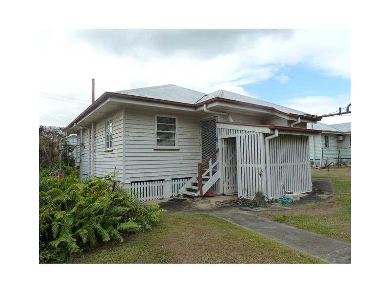 17 Munroe Street, Wulguru QLD 4811