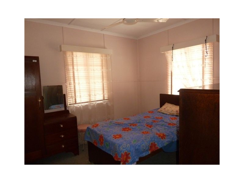 17 Munroe Street, Wulguru QLD 4811