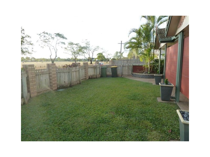 1/44 Grosvenor Street, Pimlico QLD 4812