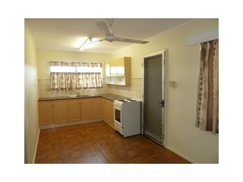 7 Tonkin Street, Heatley QLD 4814