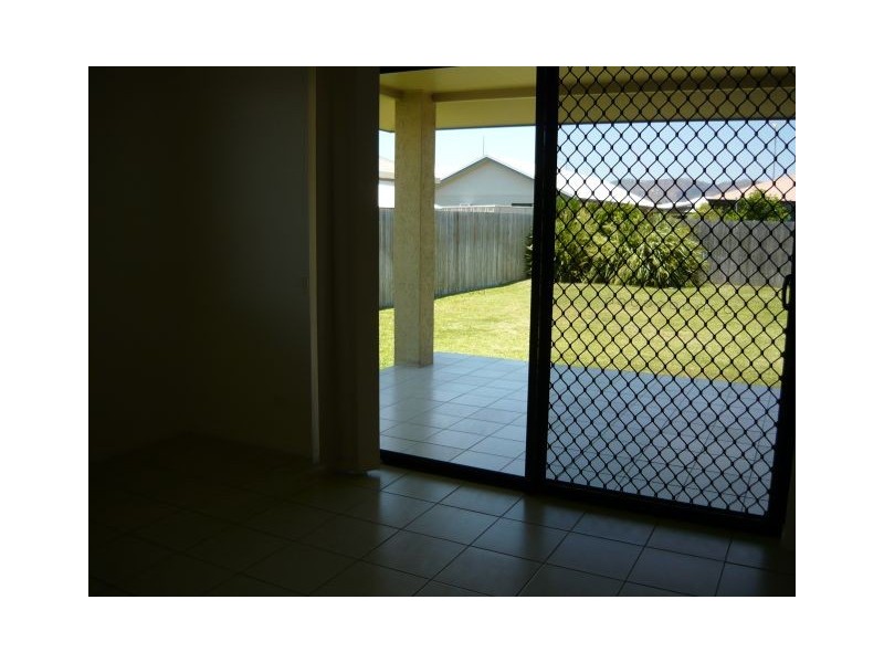 2 The Close, Idalia QLD 4811