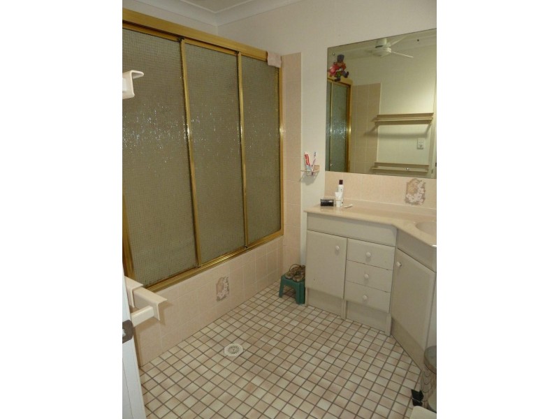 8 West Street, Aitkenvale QLD 4814